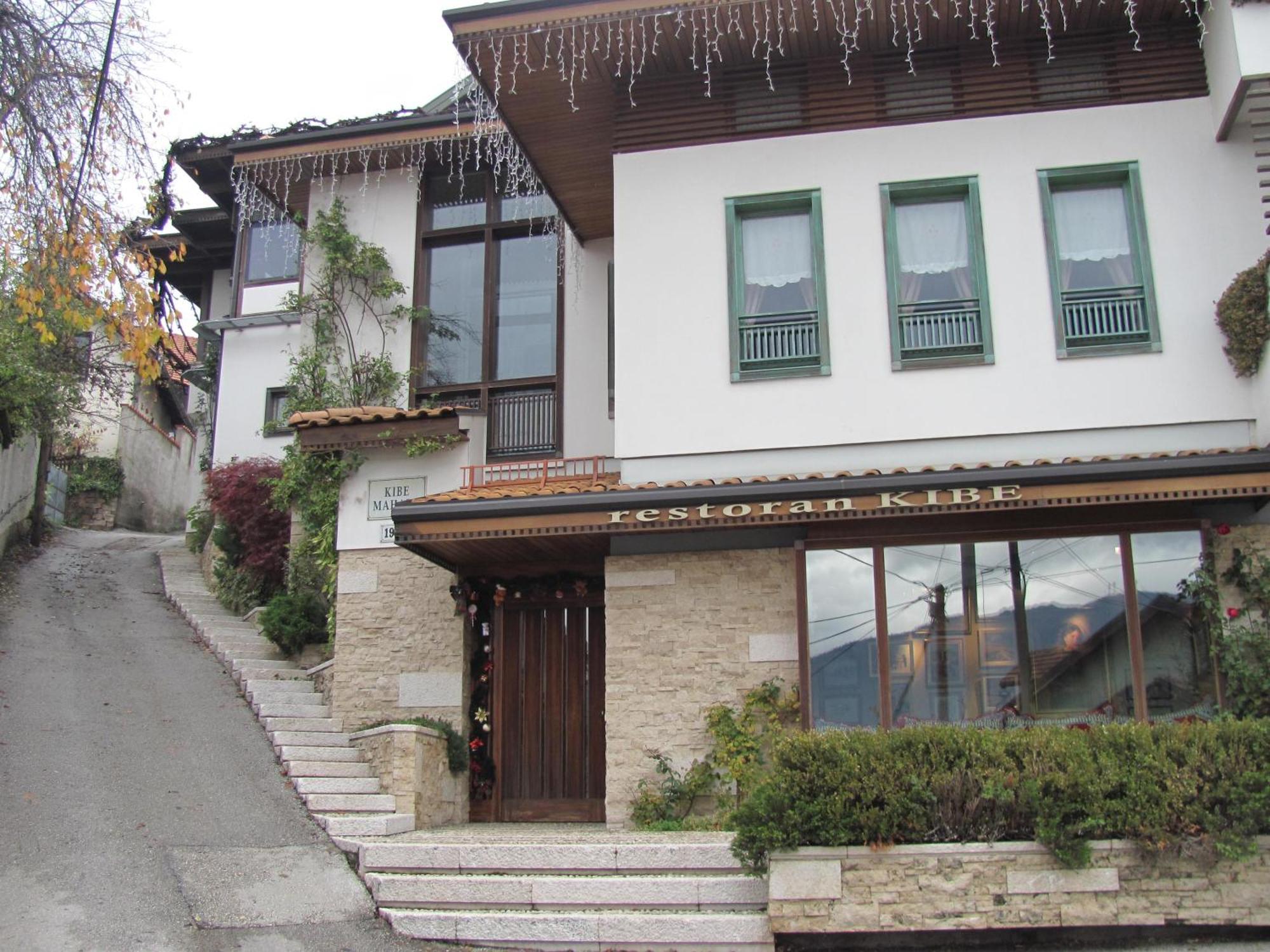 Apartment Safir - Free Parking Saraybosna Dış mekan fotoğraf